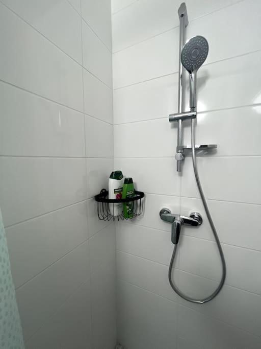 Hana Home Mantes-La-Jolie 6 Personnes Parking Public Gratuit Business&Family Eksteriør bilde